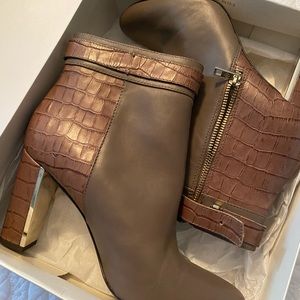 Ann Taylor Boots, size 10